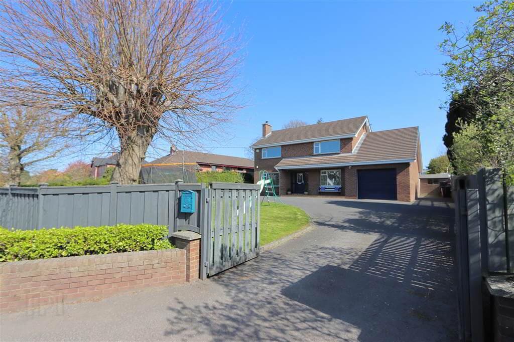 294a Comber Road, Dundonald, Belfast, BT16 1UR
