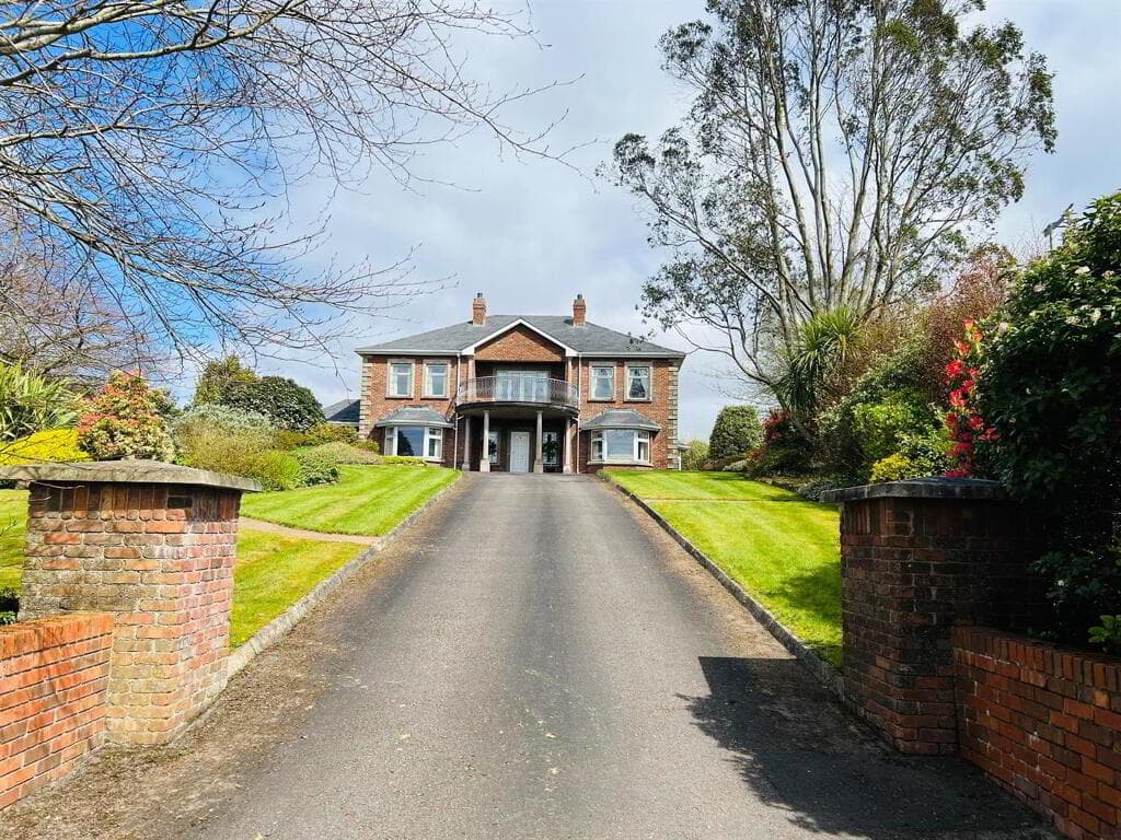 Cregg Lodge, 346 Glenshane Road, Claudy, BT47 4HP
