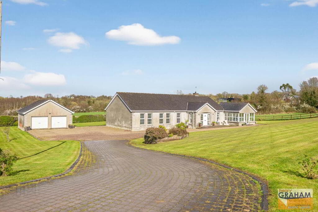 28j Lough Road, Upper Ballinderry, Lisburn, BT28 2JY