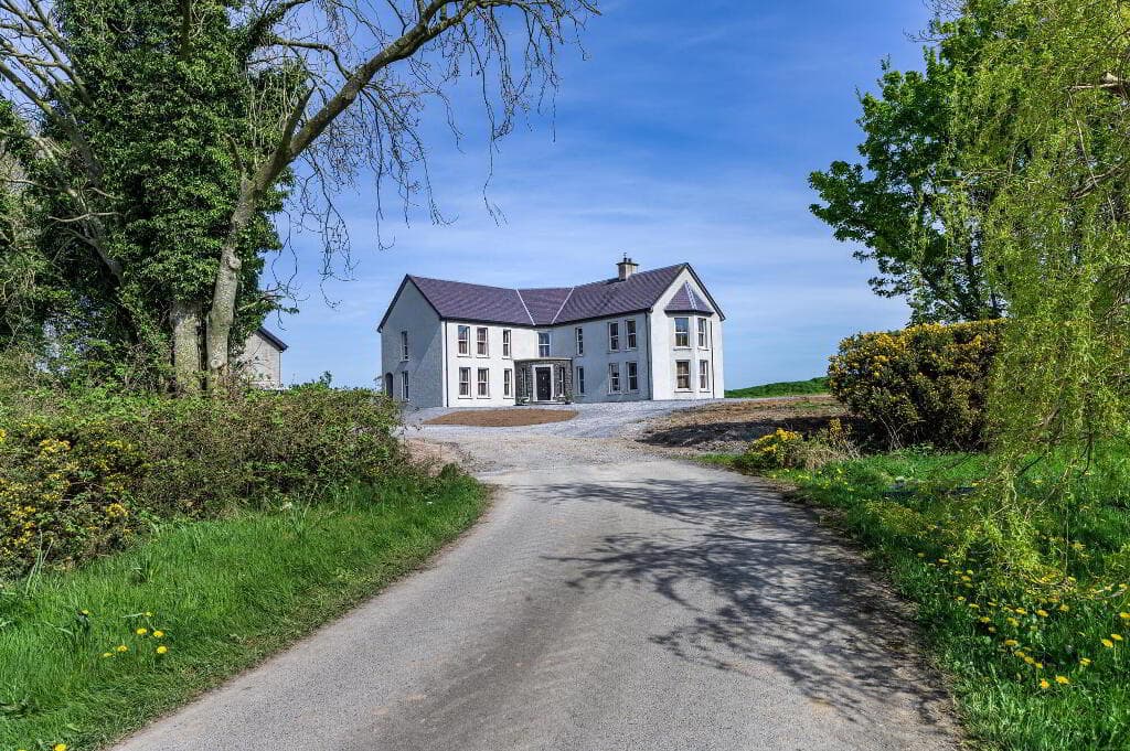 Farm With Circa 47 Acres, Moyanna, 152 Banbridge Road, Donaghcloney, BT66 7PJ
