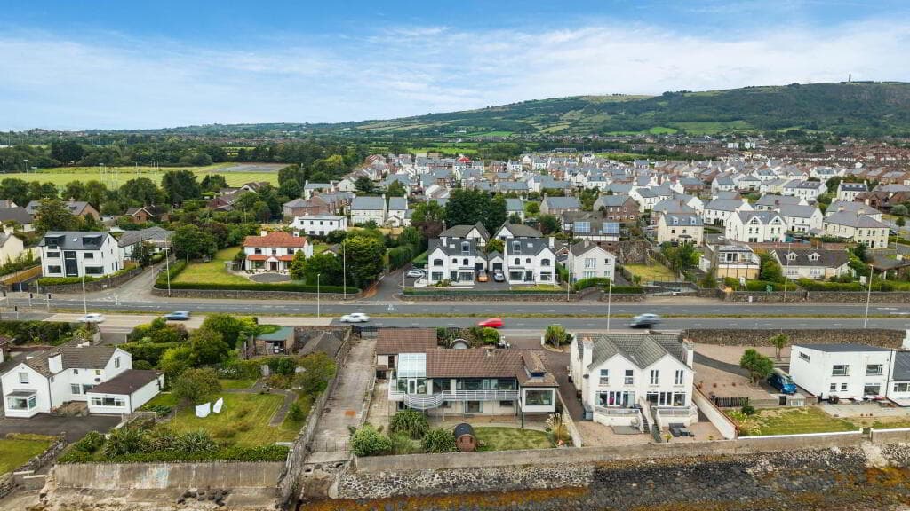 34 Shore Road, Greenisland, Carrickfergus, BT38 8UE