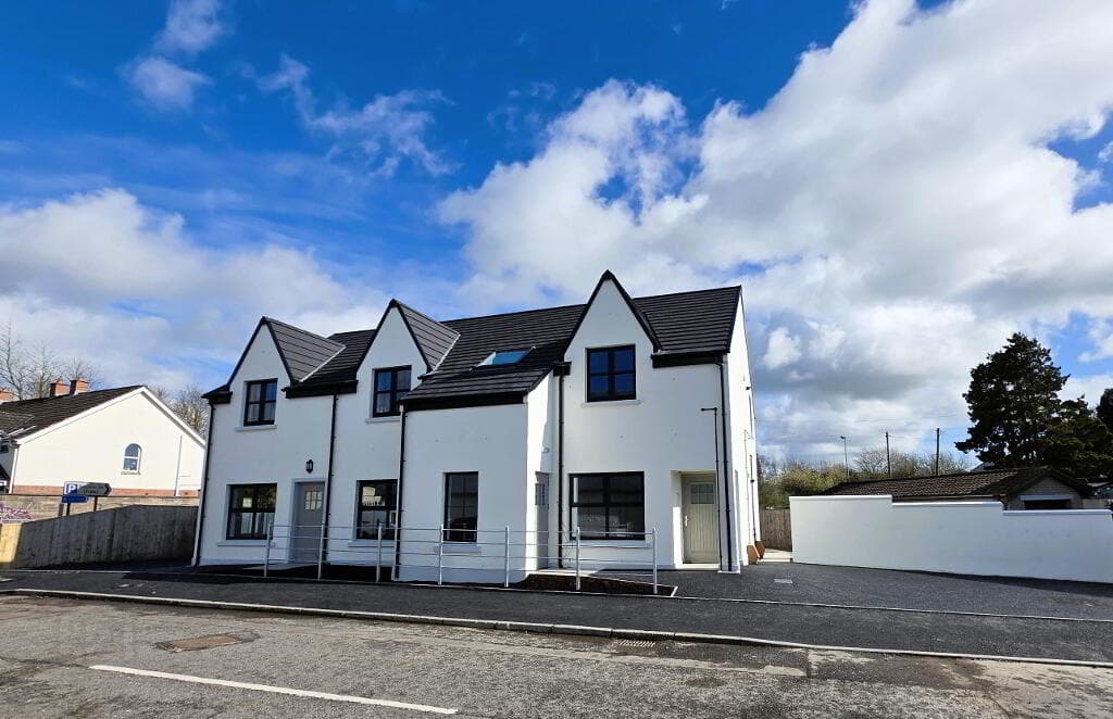 New-Build Apartment, 39a Benson Street, Lisburn, BT28 2AA