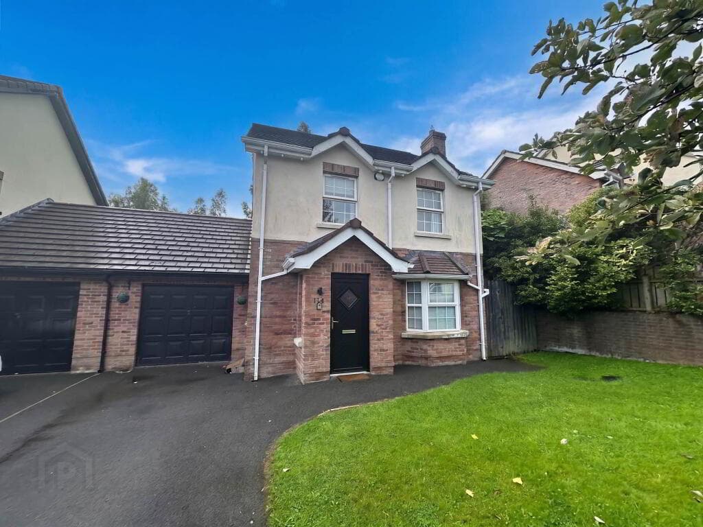 114 Mount Eagles Avenue, Dunmurry, Belfast, BT17 0GN
