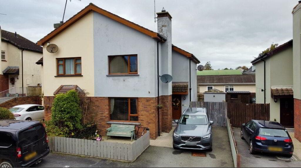 11 Carrick Meadow, Camlogh, Newry, BT35 7LJ
