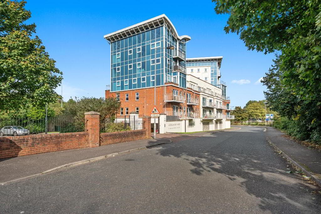24 Woodlands Manor, 61 Stockmans Way, Belfast, BT9 7GL