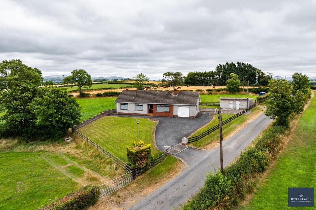 2 Derrylough Hill, Banbridge, BT32 5JT