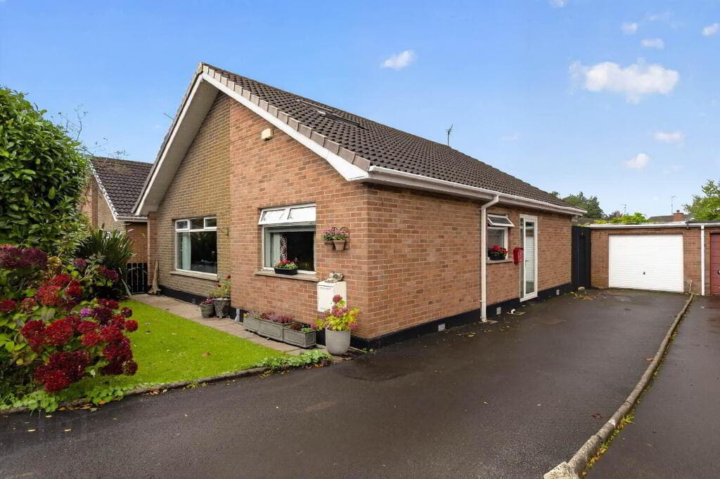 15 Thornleigh Close, Lisburn, BT28 2DB