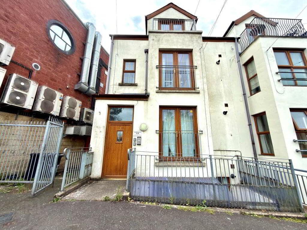(Lot 3) Flat 1, 2 Lower Windsor Avenue, Belfast, BT9 7DW