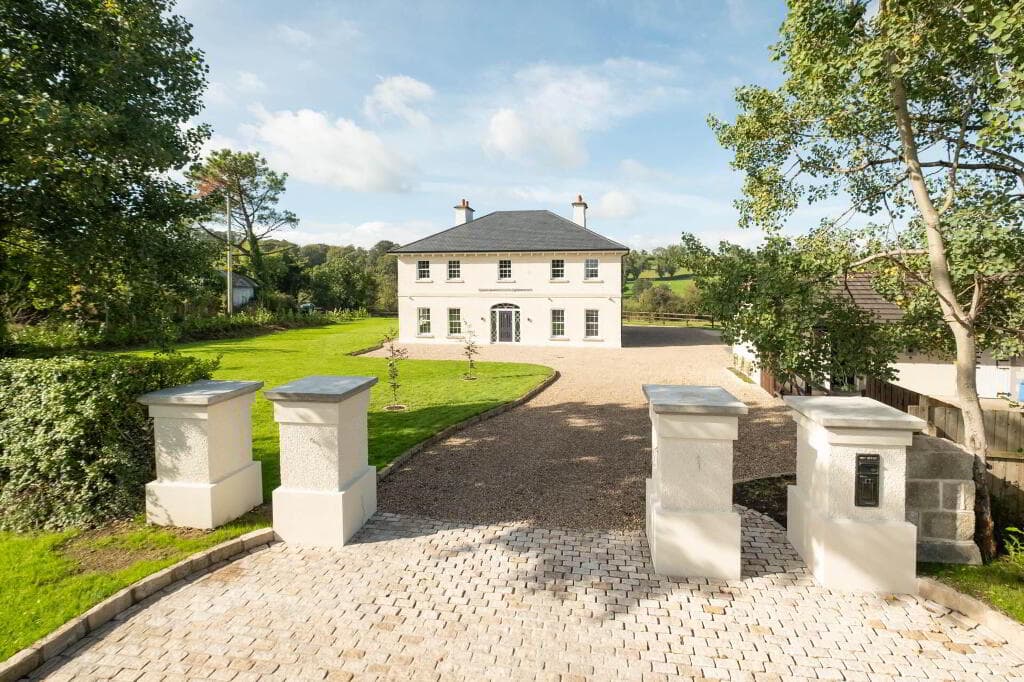 114 Loughshore Road, Enniskillen, BT74 5NH