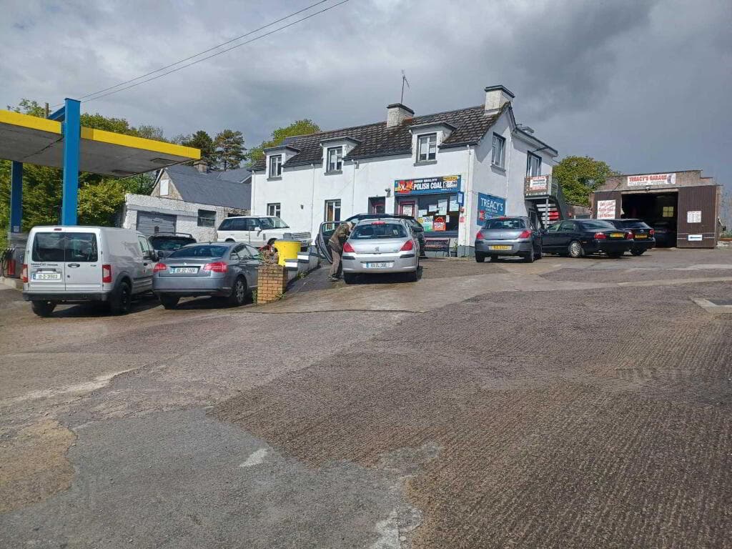 Tracey`s Garage And Shop, Brollagh Road, Garrison, Enniskillen, BT93 4AE