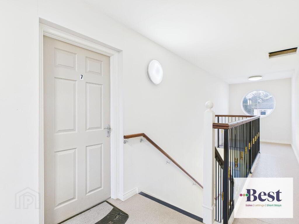 Apartment 6 96-98 Glenarm Road, Larne, BT40 1DS