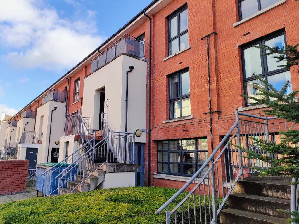 Apt 67 Greenwood Building, 37 - 72 Old Bakers Court, Belfast, BT6 8QZ