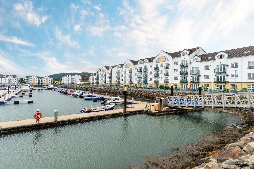 118 Rodgers Quay, Carrickfergus, BT38 8BE