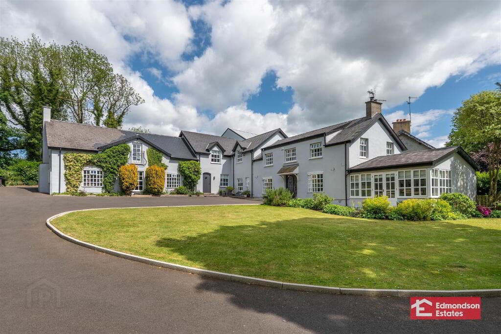 91 Ballynafie Road, Portglenone, Ballymena, BT44 8BT
