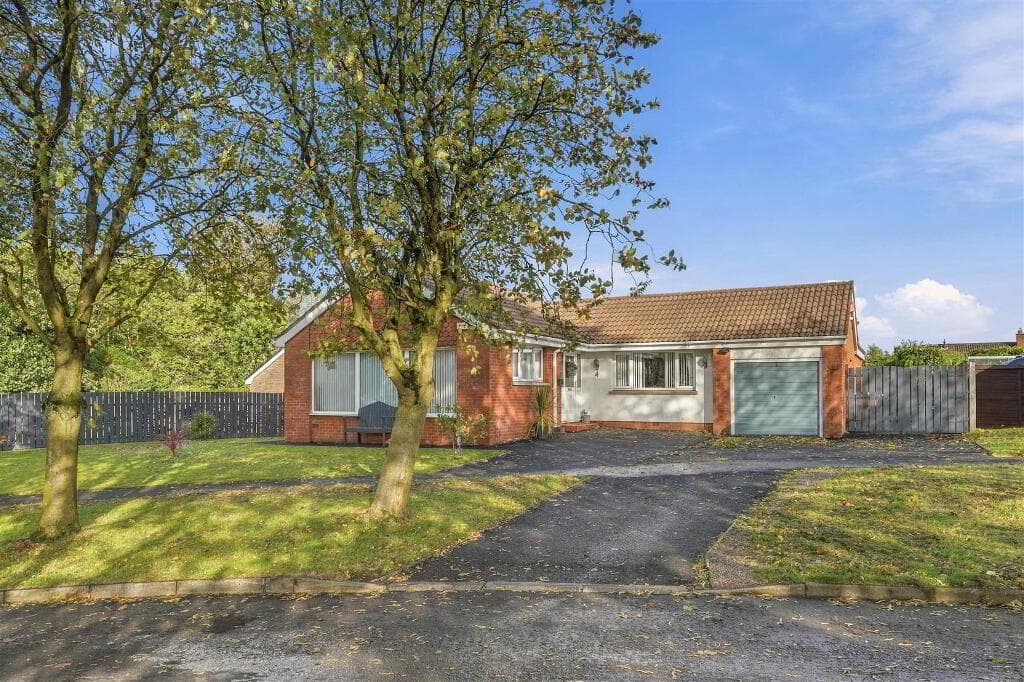4 Ashgreen, Antrim, BT41 1HL