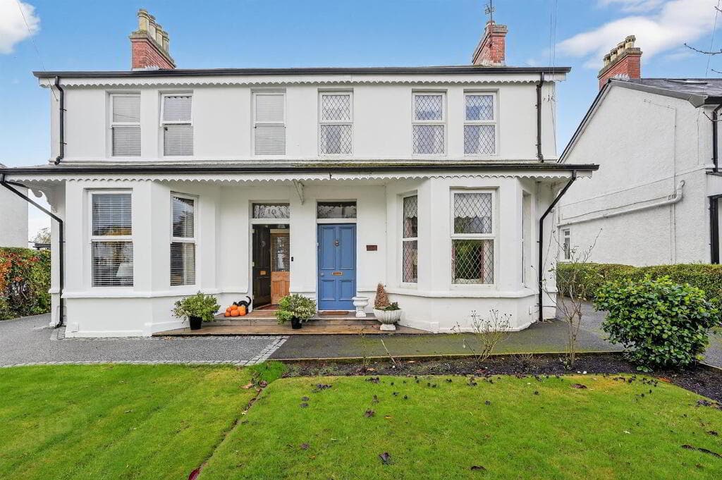 12 Finaghy Park Central, Belfast, BT10 0HP