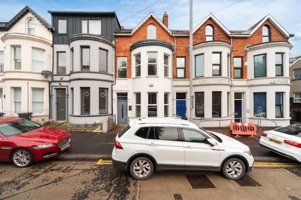 140 University Street, Belfast, BT7 1HH