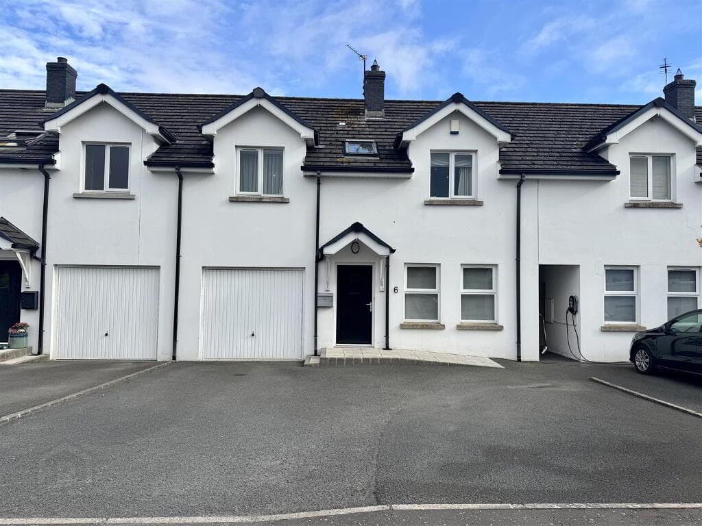 6 Oakwood Park, Lisbane, Newtownards, BT23 6EY