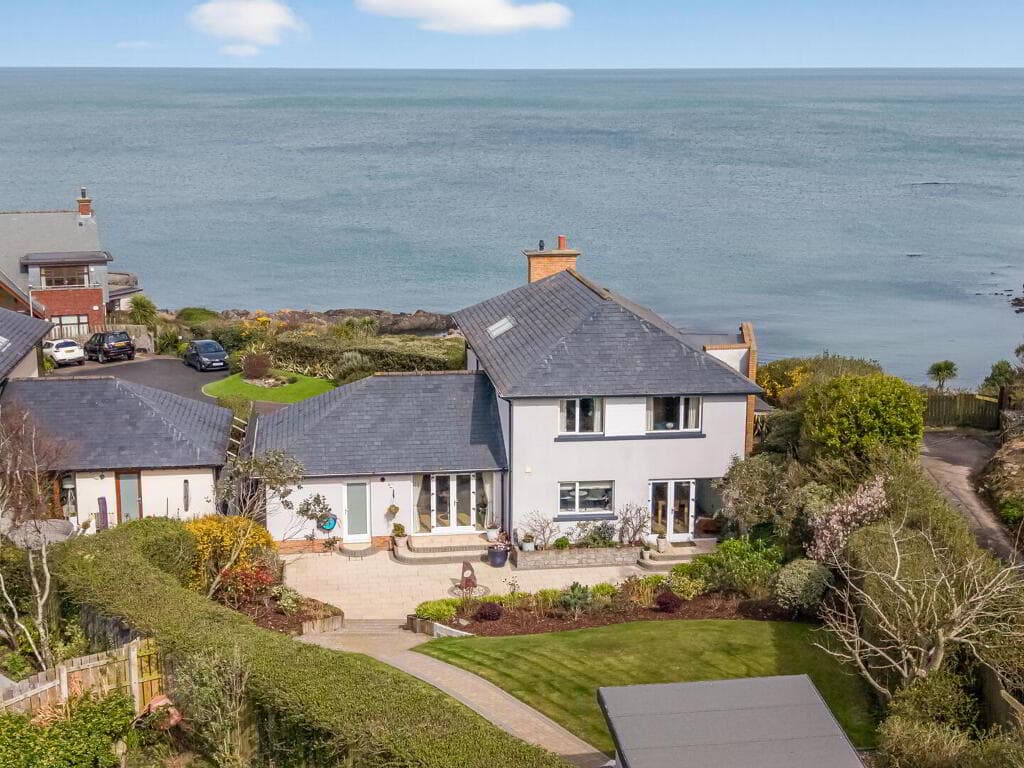 5 Cove Drive, Groomsport, Bangor, BT19 6HF
