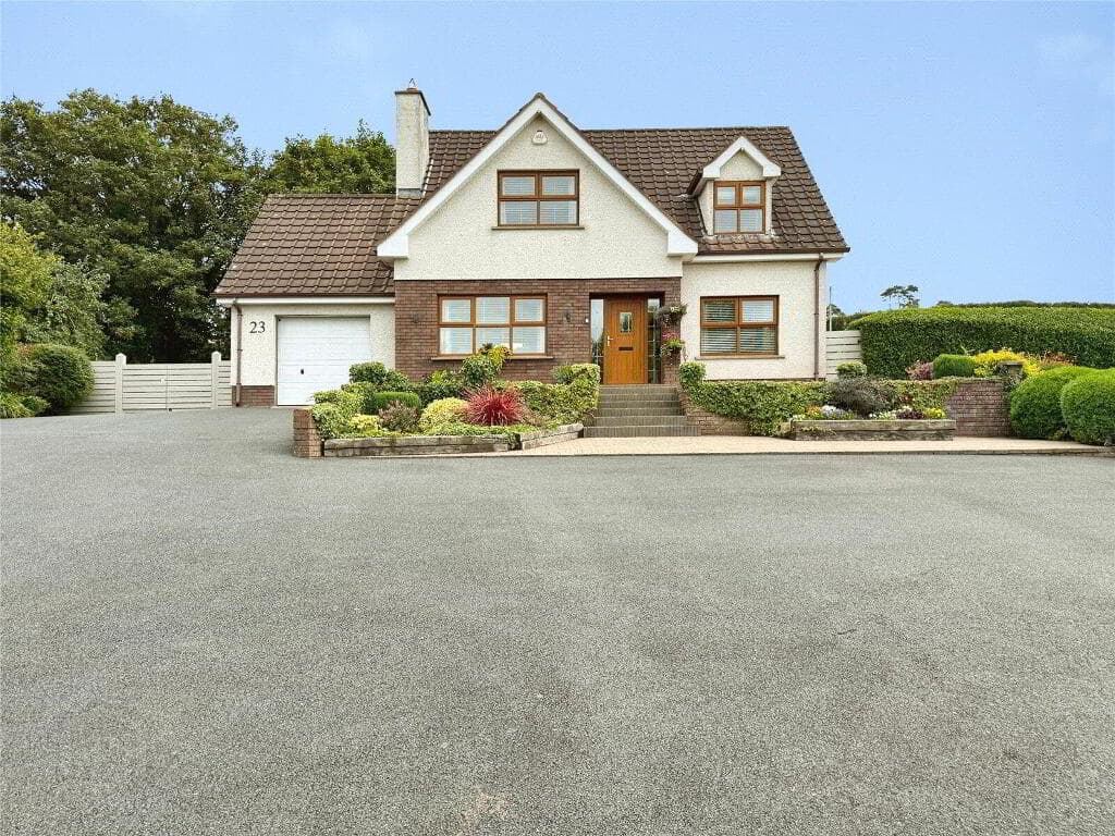 23 Carmagrim Road, Portglenone, BT44 8DE