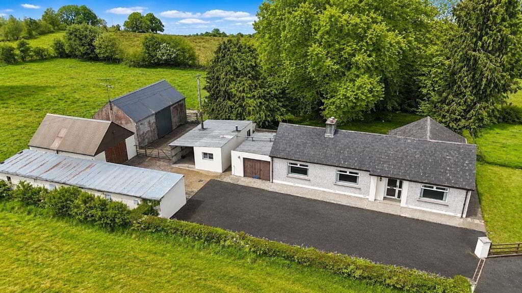 3 Lisnacreaght Road, Omagh, BT78 5PG