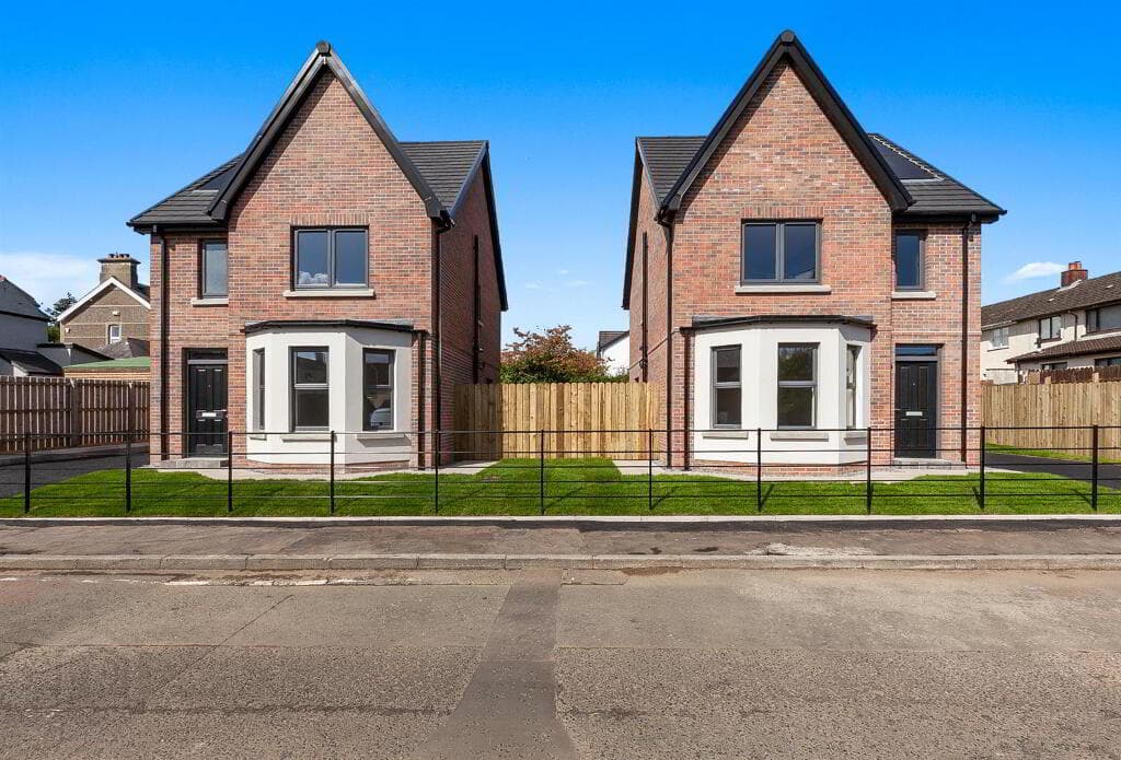 58 Charles Drive, Ballyclare, BT39 9BX