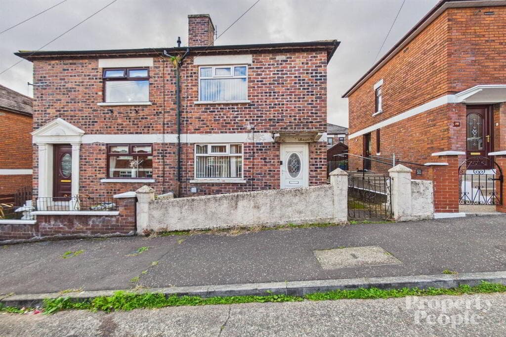 8 Dhu Varren Park, Belfast, BT13 3FH