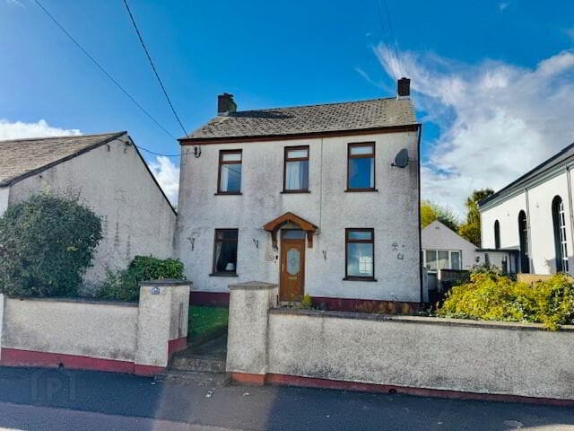 58 Hillhead Road, Ballycarry, BT38 9HE