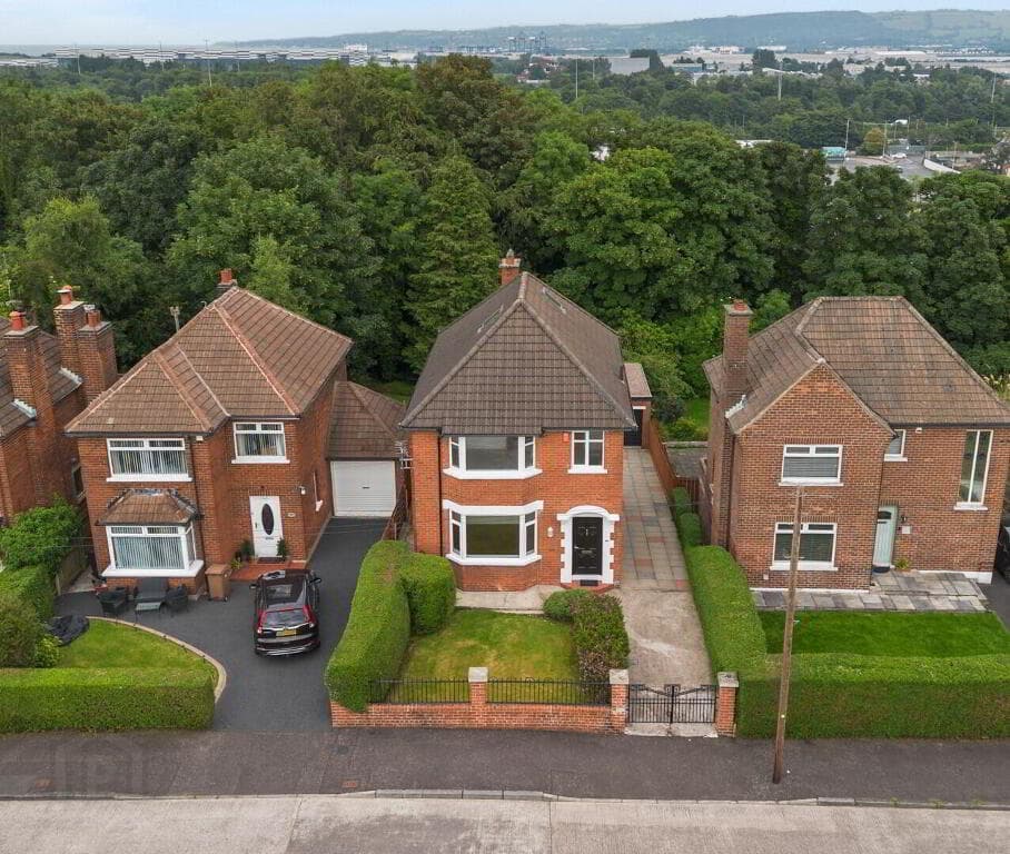 107 Dunlambert Drive, Belfast, BT15 3NG