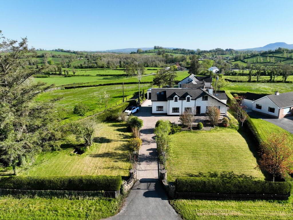75 Oakfield Road, Enniskillen, BT92 2GN