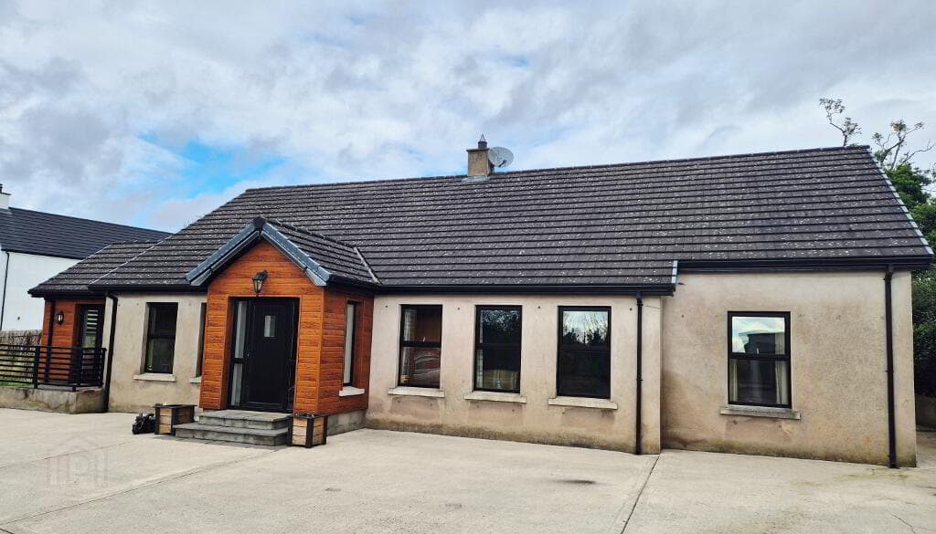 12 Loughan Road, Coleraine, BT52 1UB