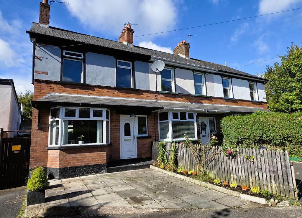 3 Sans Souci Gardens, Lisburn, BT28 3AF