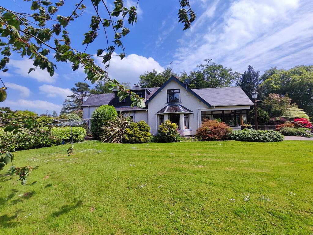 147 Mountsandel Road, Coleraine, BT52 1TA