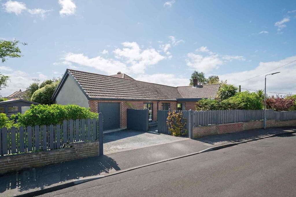4 Grange Avenue, Bangor, BT20 3QF