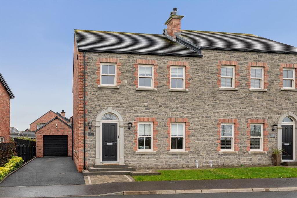 9 Laurel Bank Manor, Moneyreagh, BT23 6FF