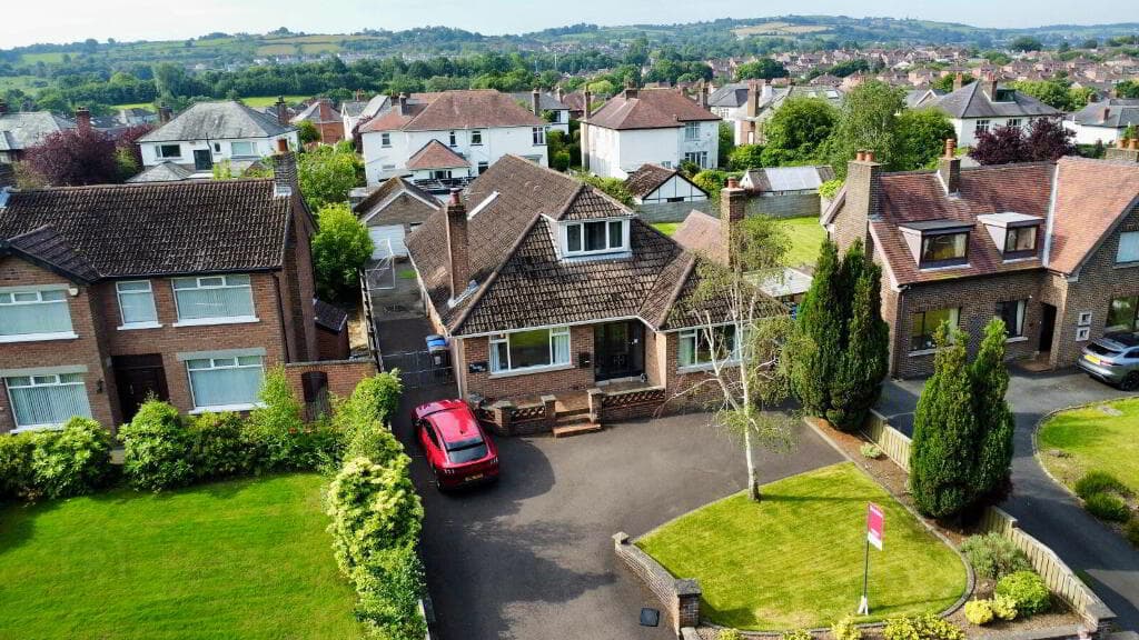675 Upper Newtownards Road, Belfast, BT4 3NT