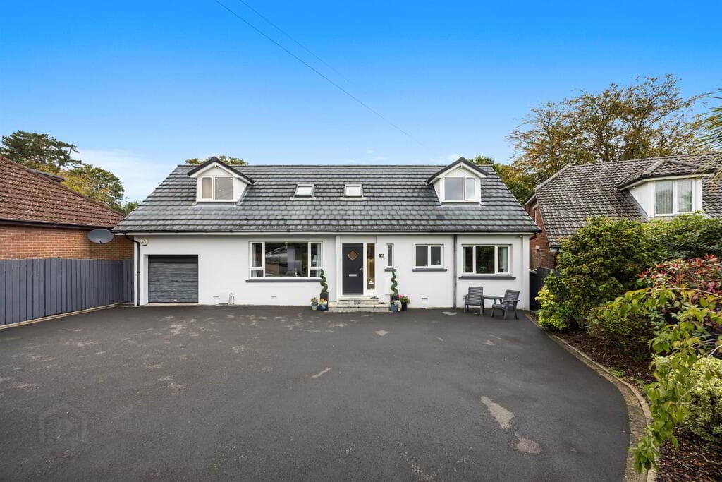 16 Strathearn Park, Belfast, BT4 2GN