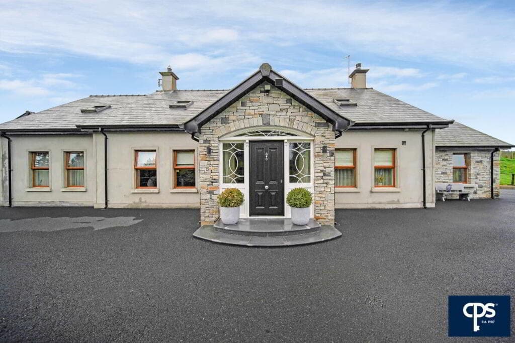 2 Magherenny Road, Drumquin, Omagh, BT78 4SN