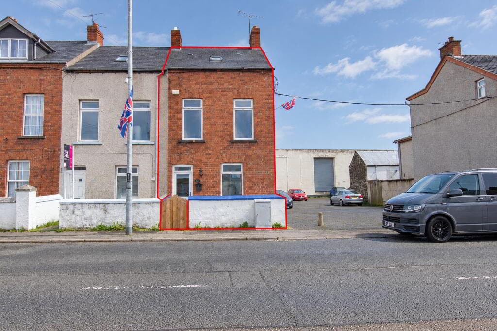 200 Queen Street, Ballymena, BT42 2BQ