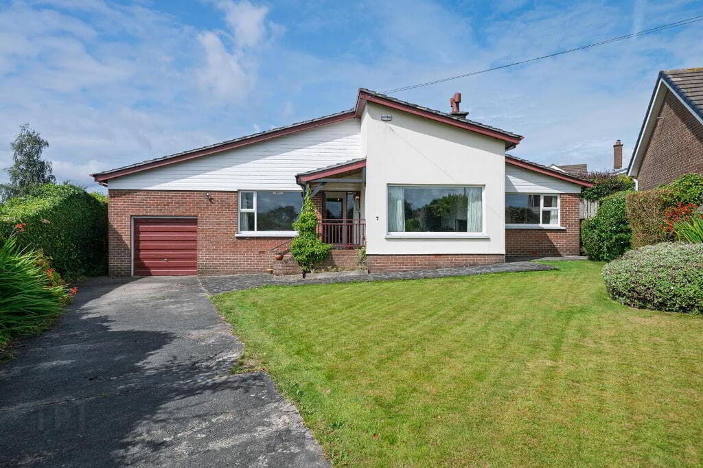 7 Burnside Park, Crawfordsburn, BT19 1JW