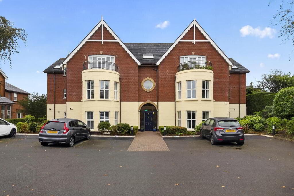 9 Bayside Apartments, 24 Ballyholme Road, Bangor, BT20 5JS