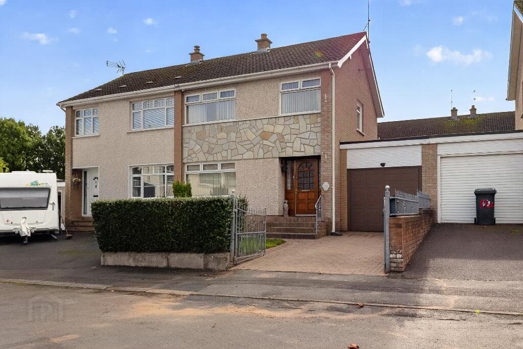12 Knockview Drive, Tandragee, BT62 2BH