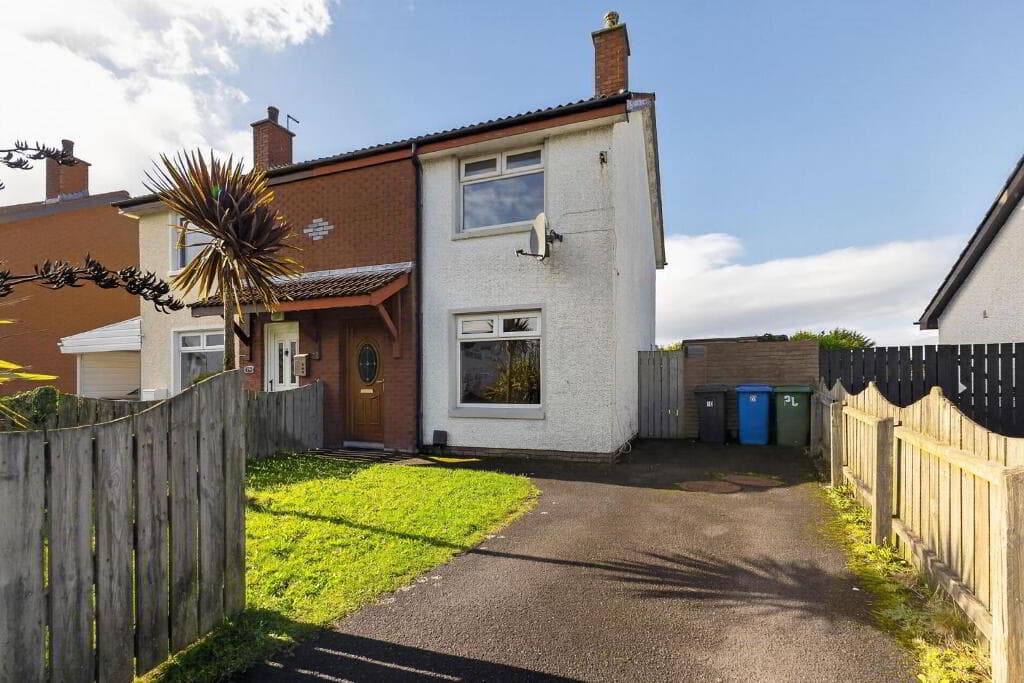 20 Rathgill Place, Bangor, BT19 7TN