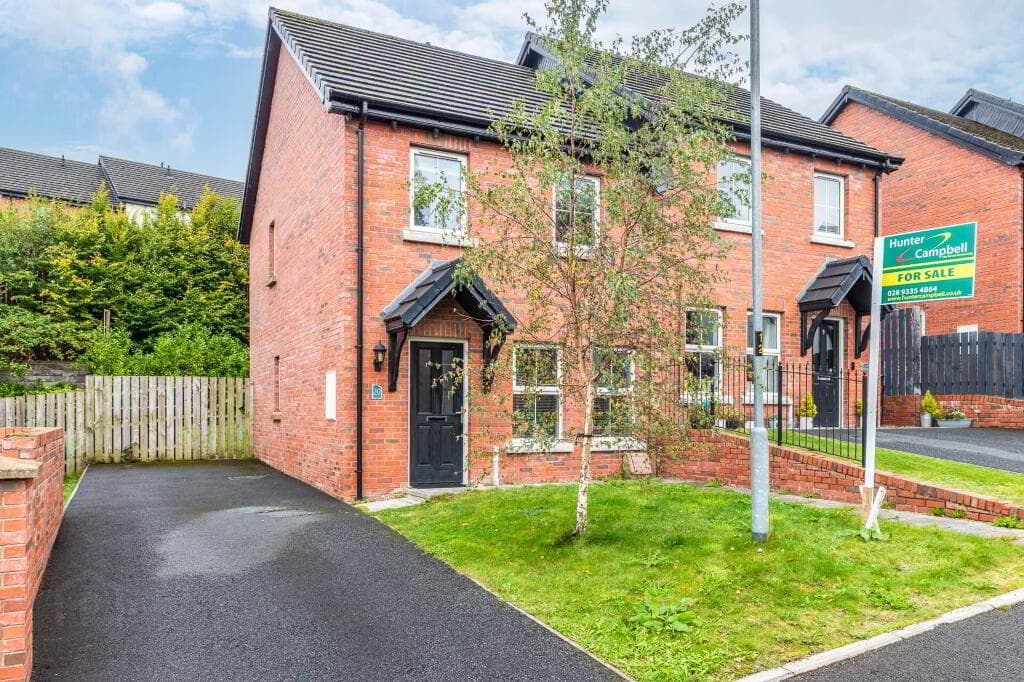 30 Ballyveigh Avenue, Antrim, BT41 2GX