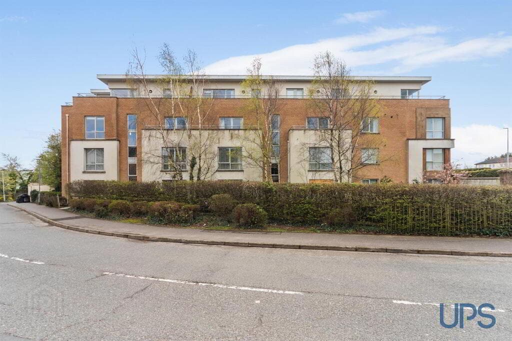 Apt 8, 1B Mayfield Square, Blacks Road, Belfast, BT10 0QT
