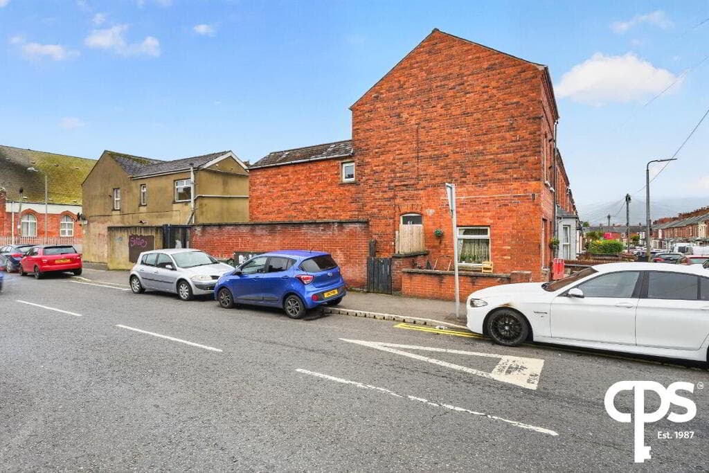 64a Melrose Street, Belfast, BT9 7DQ