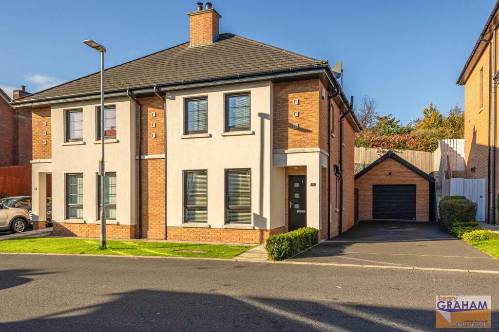 38 Ballantine Lane, Lisburn, BT27 5FG