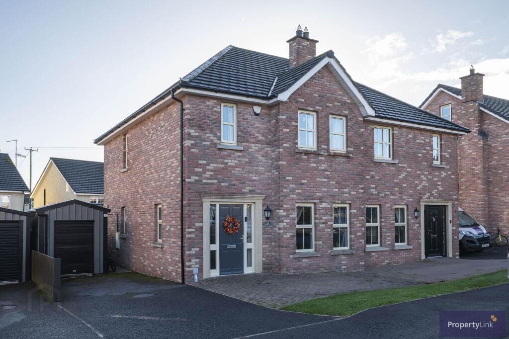 12 Cavanacaw Manor, Armagh, BT60 2FJ