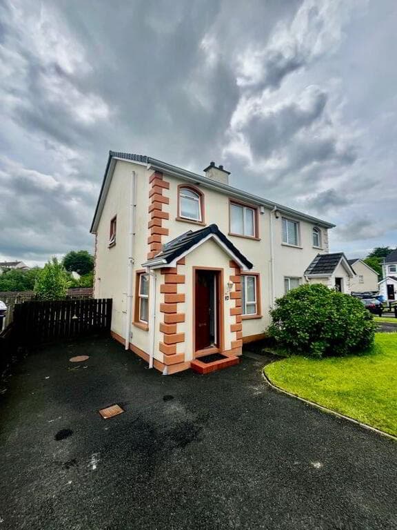 82 Shepherds Glen, Waterside, Derry/Londonderry, BT47 2GA