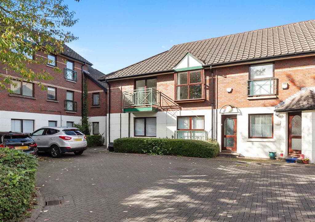 16 Ashleigh Manor, Belfast, BT9 6JY